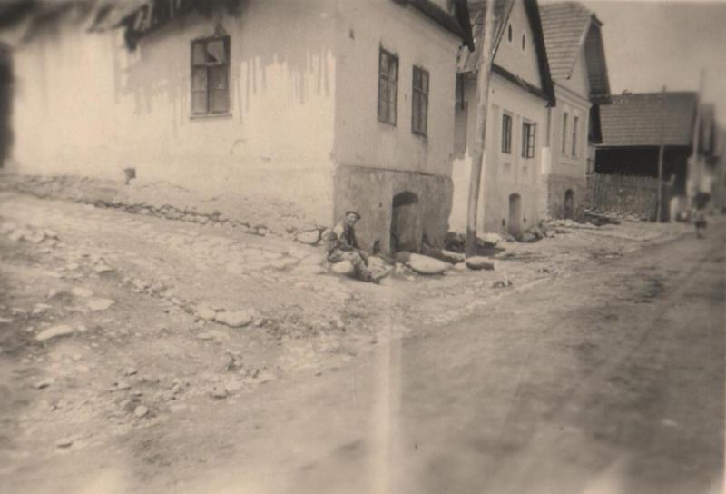 Dom XX ,Taragelov a Harichov - fotoarchív:Magda Jurčová  r.Pelachová - pred rokom 1950