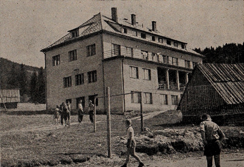 Rekreačný dom mládeže Nikosa Belojanisa pod Ježovou - fotoarchív: Jozef Nižňanský - 1956