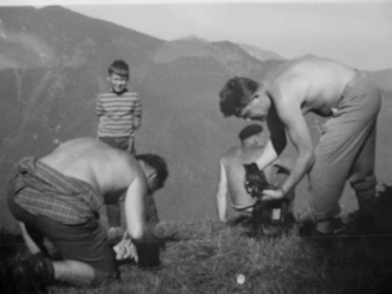 Tvorba detailu kvitku na hrebeni  Nizkych Tatier - fotoarchív: Miroslav Račko st. - 1970