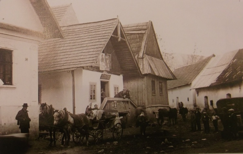  Obchod v strede obce -  asi 1930