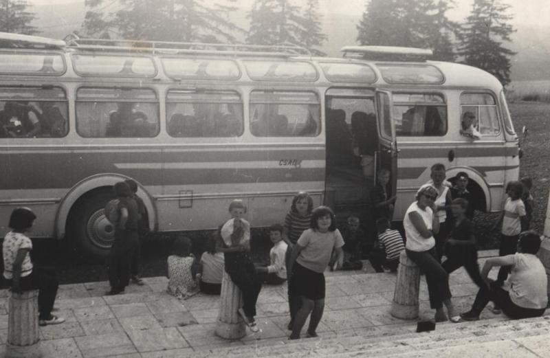  Školské  výlety autobusom - fotoarchív:Stanislav Mikuš - nedatované