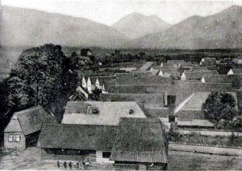 Sred obce pred prvou svetovou vojnou - fotoarchív:http://www.antikliptov.com/pohladnice/ - 1913