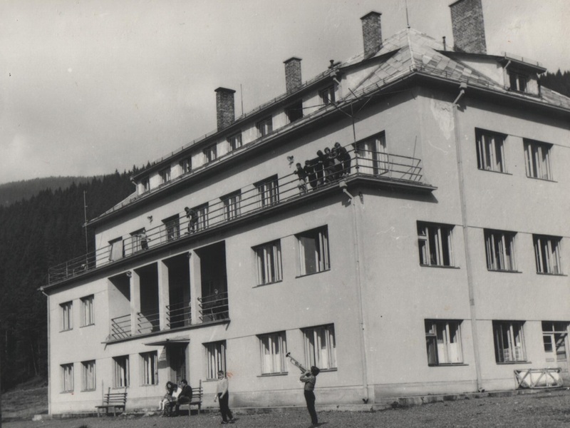 Baptistická chata v čase školy v prírode - fotoarchív:Belo Račko - 1965