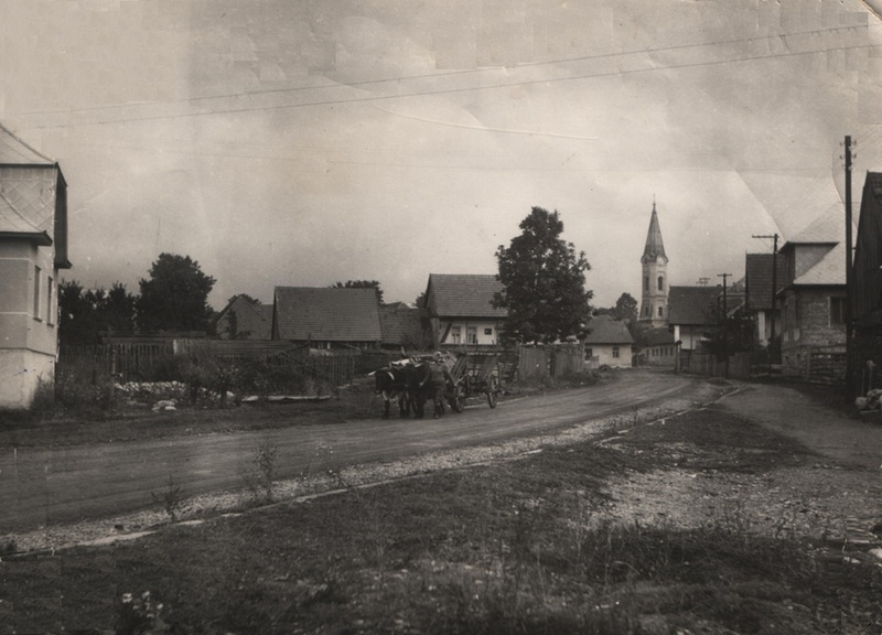 Dole na nižnom konci - fotoarchív:Zdenka Račková - nedatované