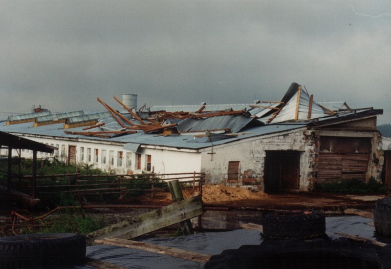 Keď vietor vyčíňal  aj na Všanine - fotoarchív:RD Pribylina - 1999