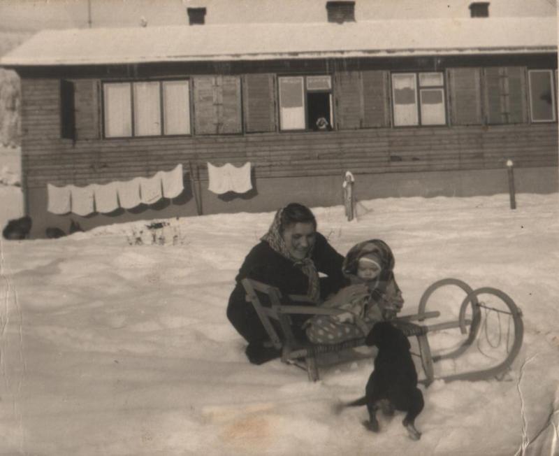 Finančné kasárne na Podbansku - fotoarchiv:Pjatek Imro - 1957