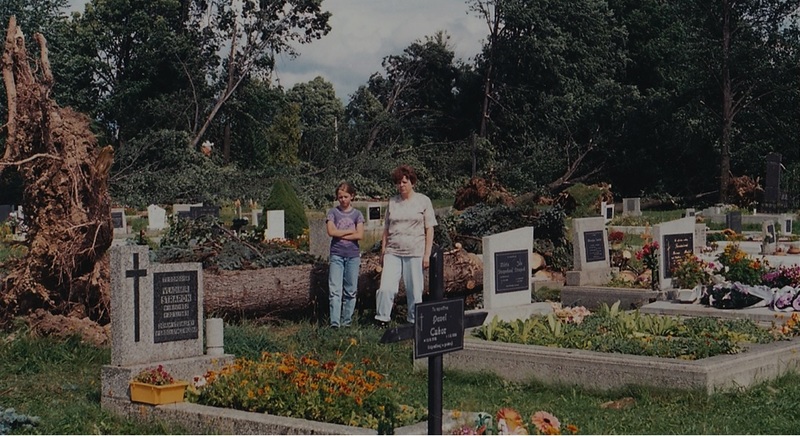 Takto vyčíňala smršť na pribylinskom cintoríne - 11.8.1999 - Jaroslav Vacho