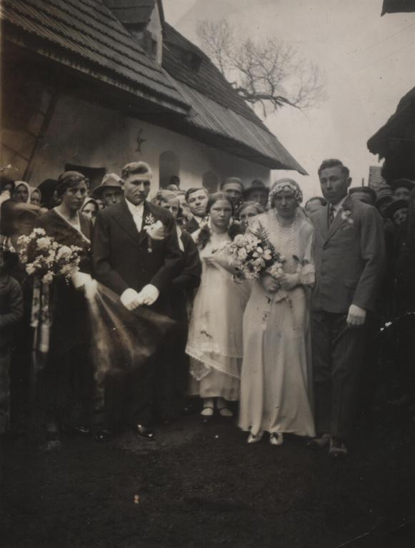 Svadba v Bolvanskej ulici - fotoarchív:Jaroslav Beňo - 1934