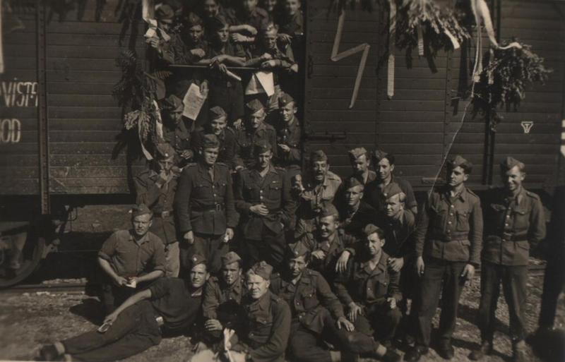 Transport po železnici - fotoarchiv:Vlado Zaťko Muzikant - po roku 1945