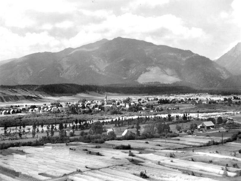 Pohľad na Pribylinu od Kokavy - Dobová pohľadnica - 1948