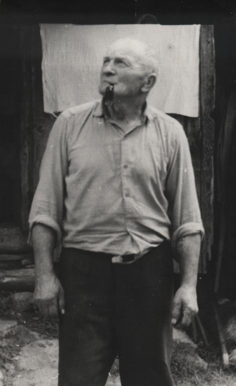 Bača Pavel Mikuš na kolibe Pod Klinom - fotoarchív:Elena Bolvanská - 1969