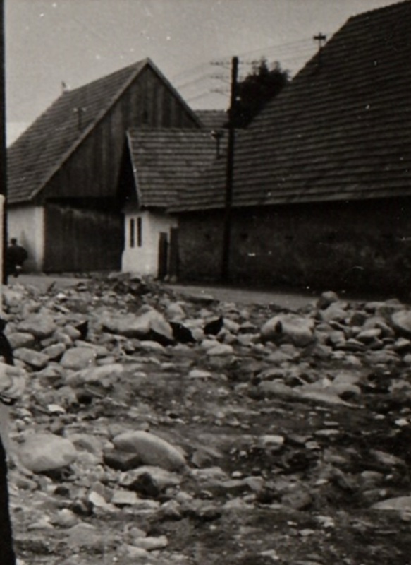 Pohľad do jednosmerky keď zbúrali Klaučov dom - fotoarchív:Viera Piatková r.Račková - 1968