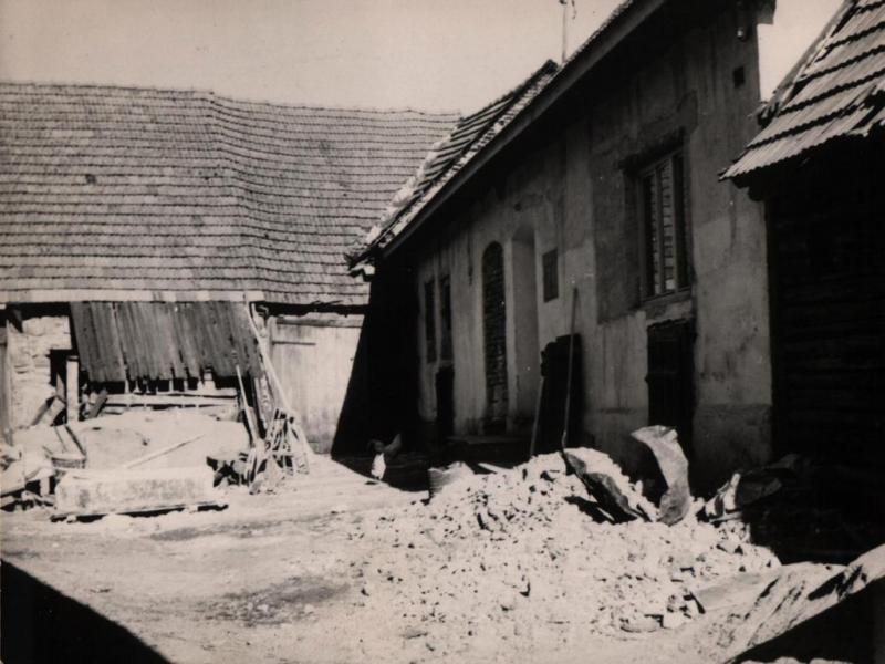 Králikov dom počas prestavby - fotoarchív:Ján Králik - 1962