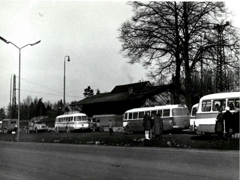 Autobusová stanica Lipt.Hrádok - stránka Lipt.Hrádku - 80-te roky