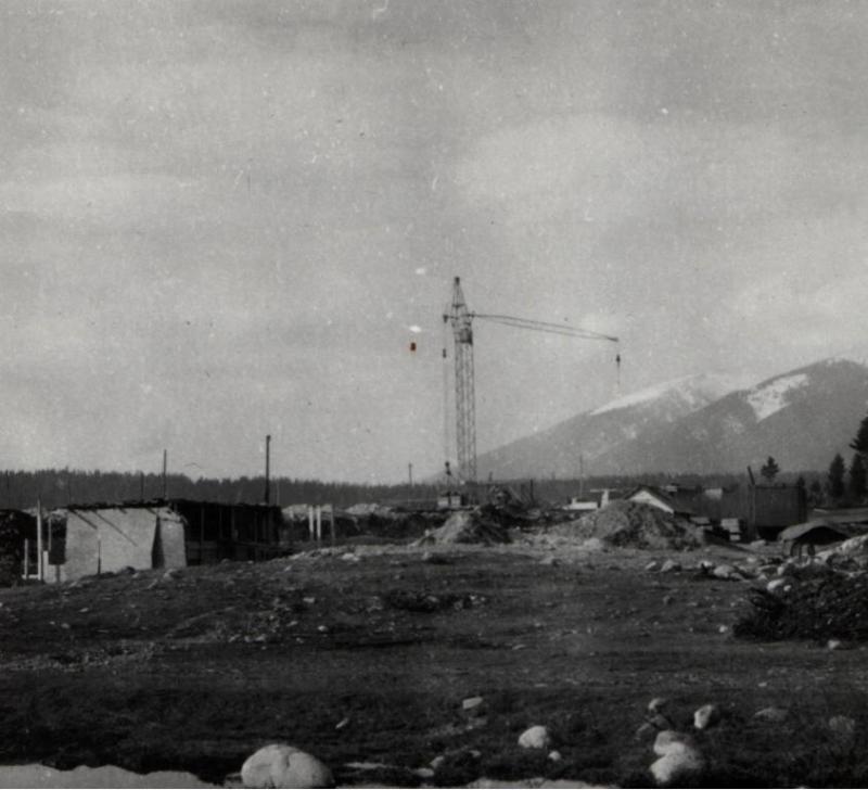 Začiatok výstavby hotela Esperanto - fotoarchív:Ján Králik - 1969