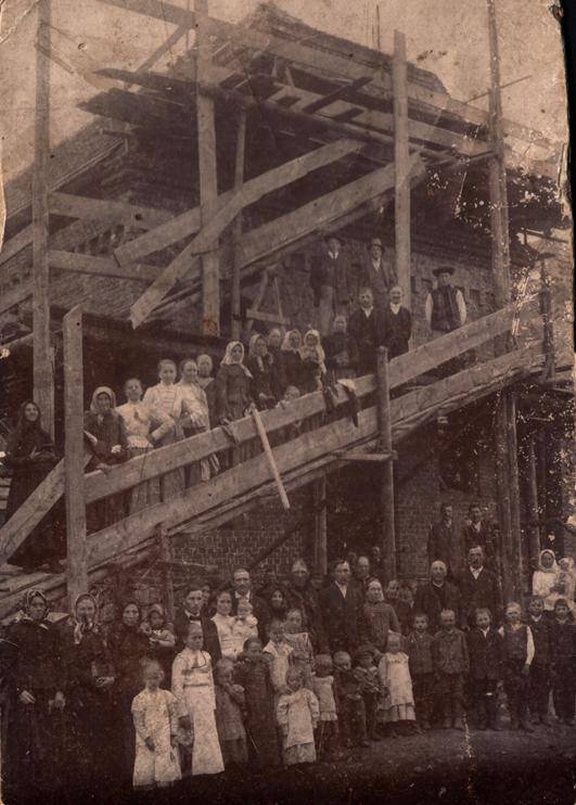 Výstavba modlitebne baptistov v Pribyline - fotoarchív:Štepita Ľubomír - 1914