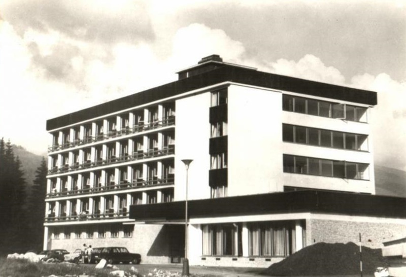 Úplne nový hotel Kriváń na Podbansku dnes hotel Pieris