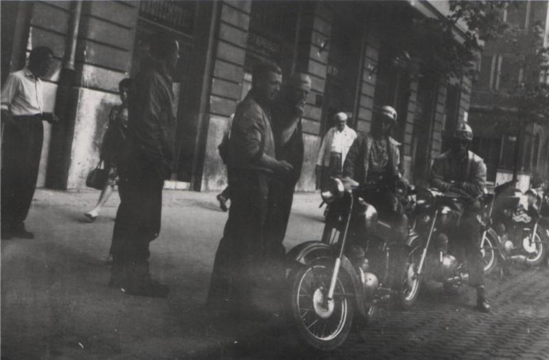 V uliciach Budapešti - fotoarchiv:Belomír Račko - 1964
